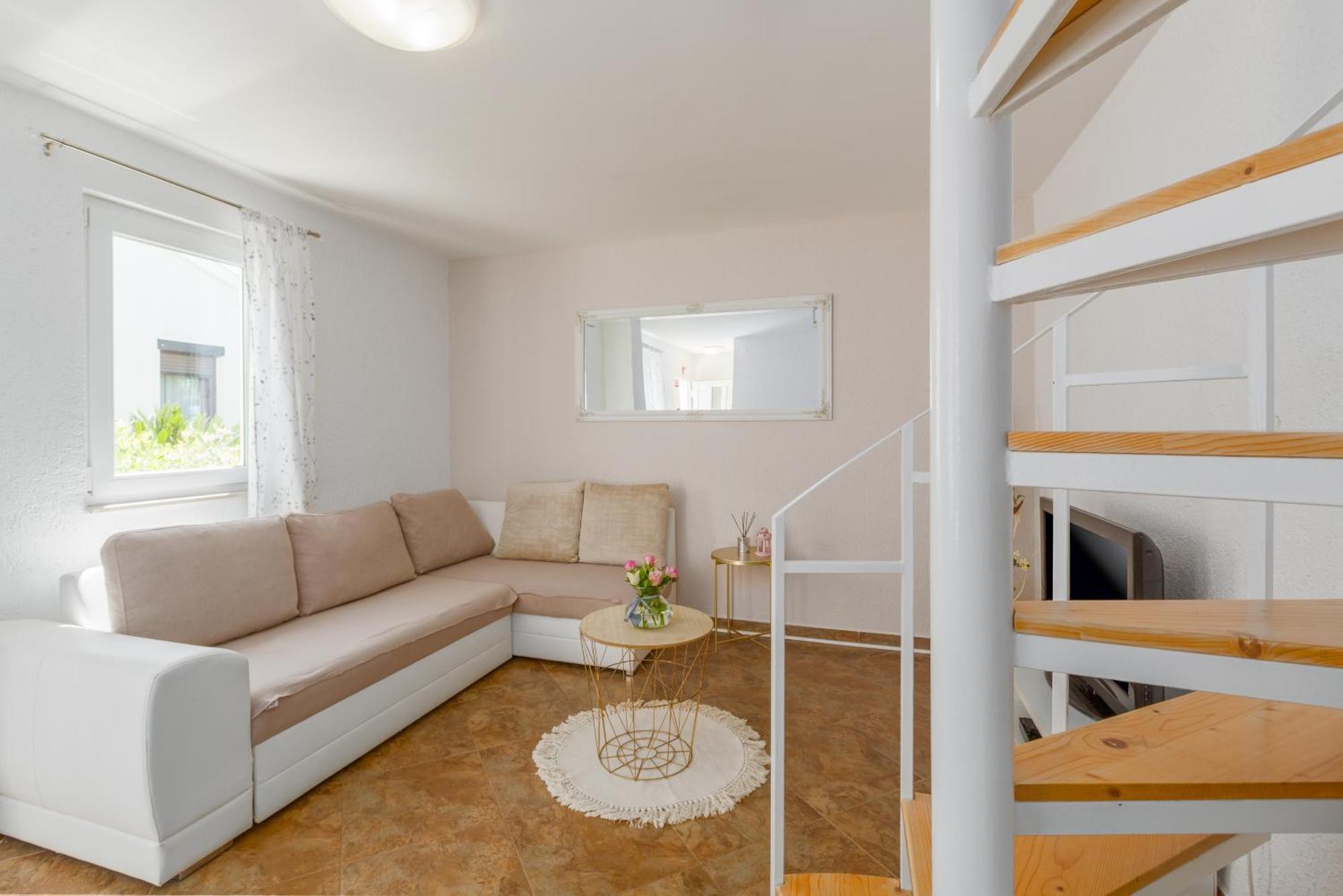 Apartment Leni Near Beach Porec Bagian luar foto