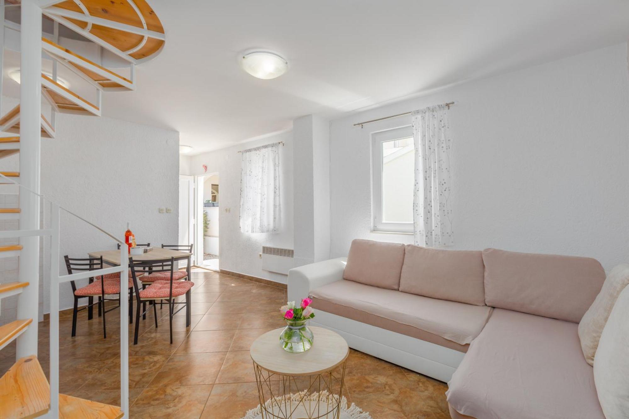 Apartment Leni Near Beach Porec Bagian luar foto